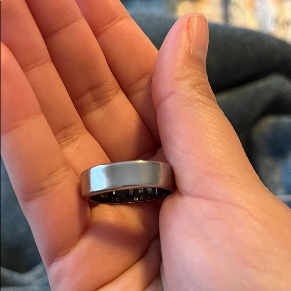 Ringconn 2 air. Brand new - I never got used to use it since I have a garmin. - Picture 3 of 6